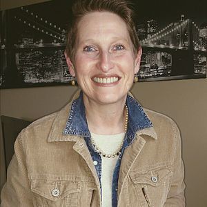 Meet your Posher, Brooke